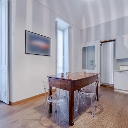 Appartement Guesthost - Casa-galleria D'arte Live A Of Author *