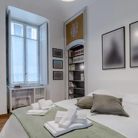 Guesthost - Casa-galleria D'arte Live A Of Author * Turijn