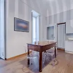 Apartamento Guesthost - Casa-galleria D'arte Live A Of Author *