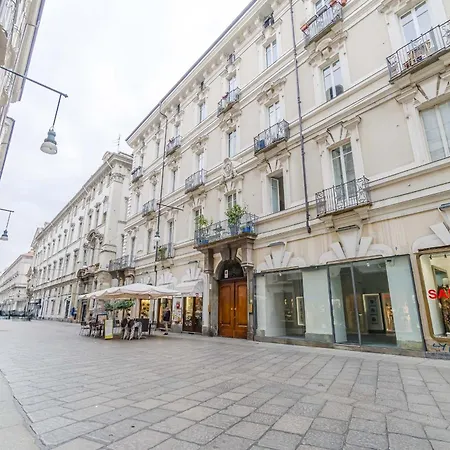 Apartamento Guesthost - Casa-galleria D'arte Live A Of Author *